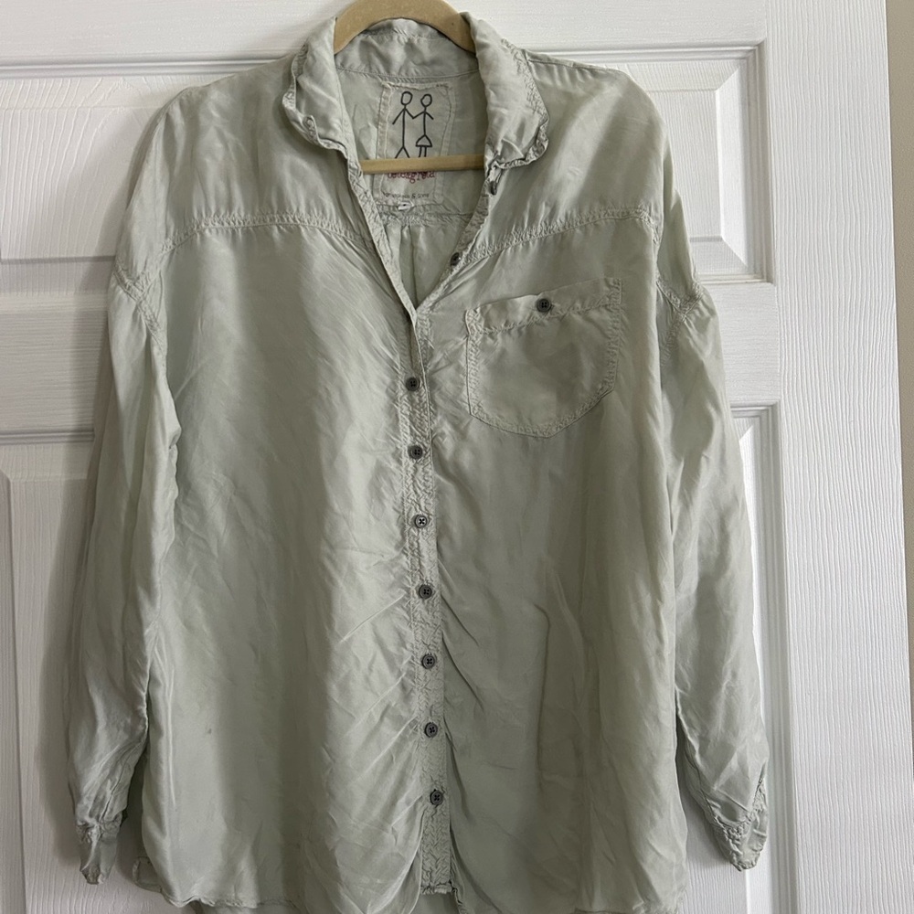 Women's Light Gray Button Down Shirt